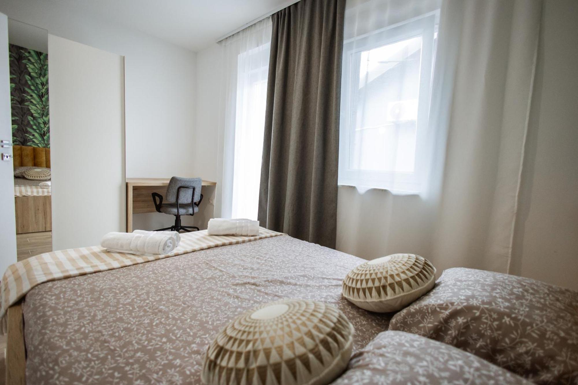 Cozy Studio Apartment In Osijek - Self Check In Bagian luar foto