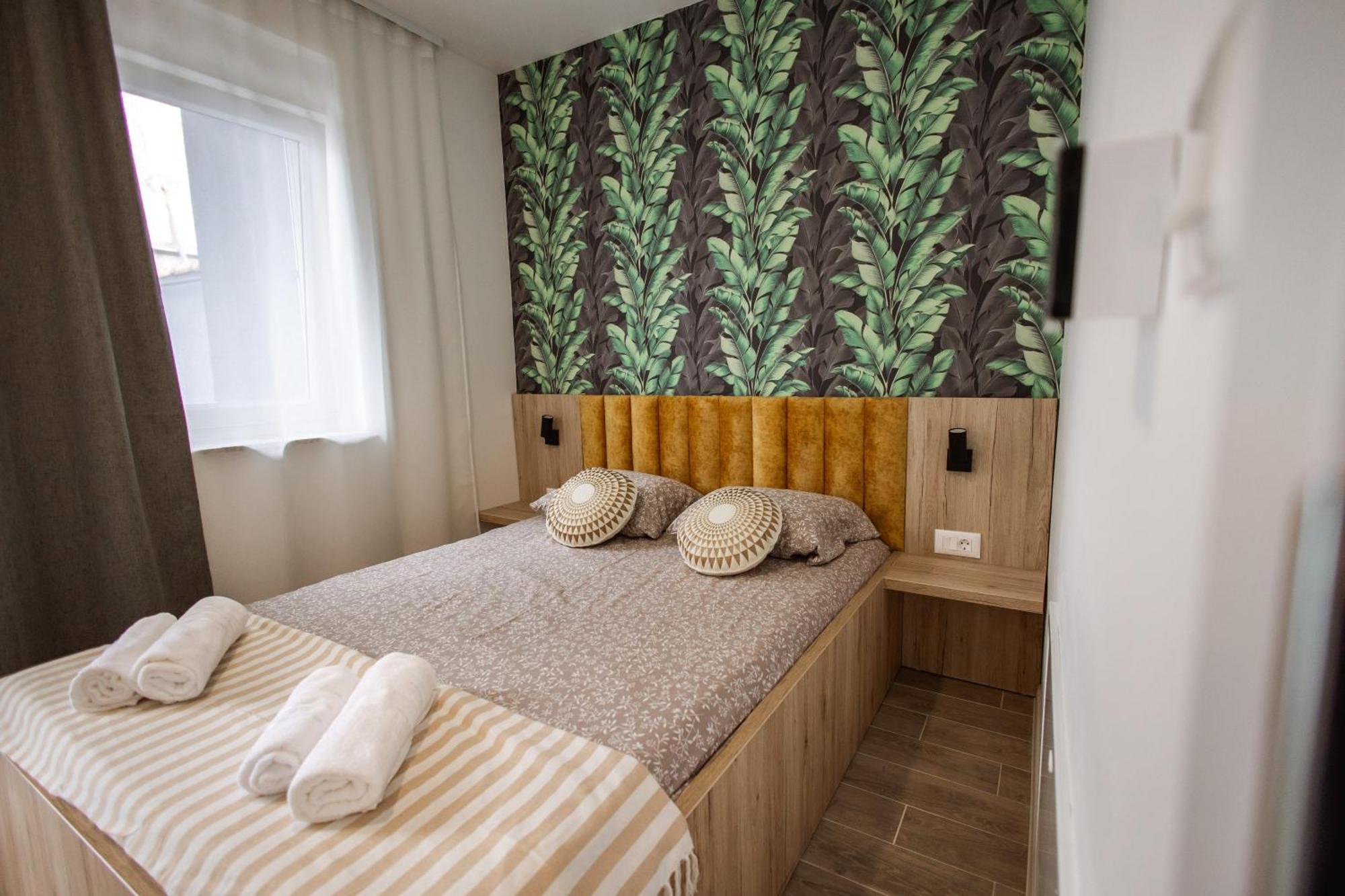 Cozy Studio Apartment In Osijek - Self Check In Bagian luar foto